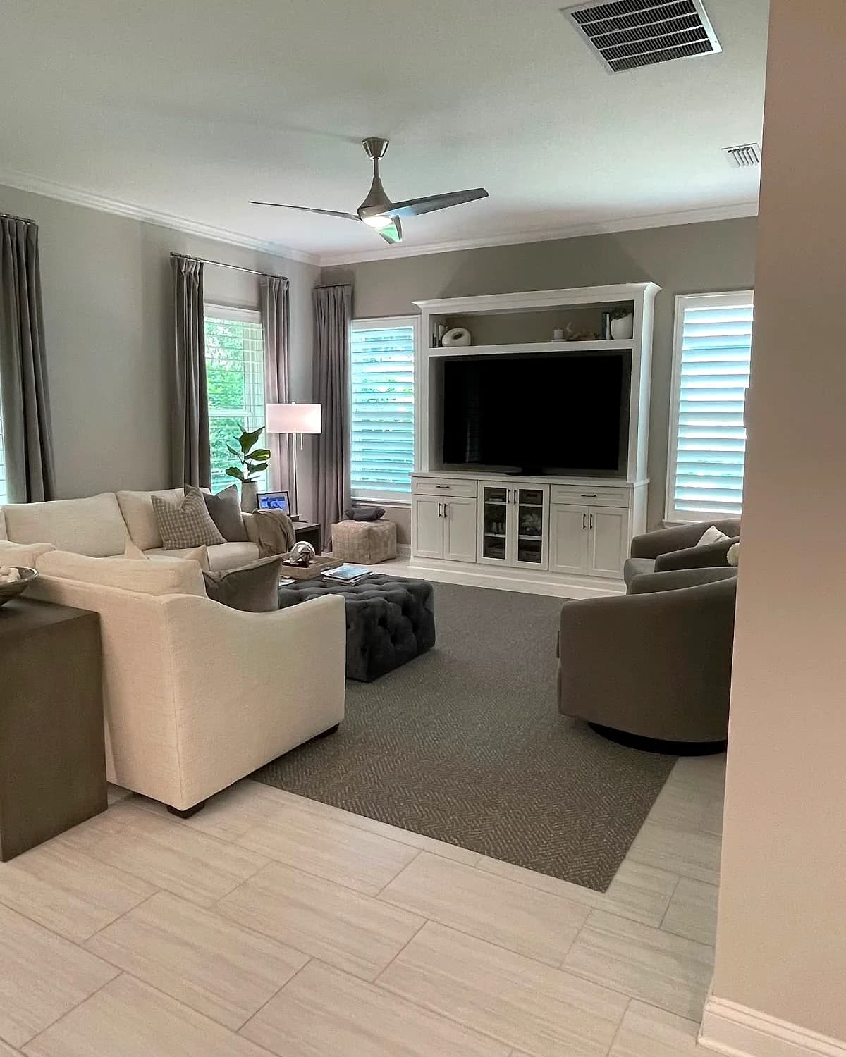 Freshly cleaned bright living room